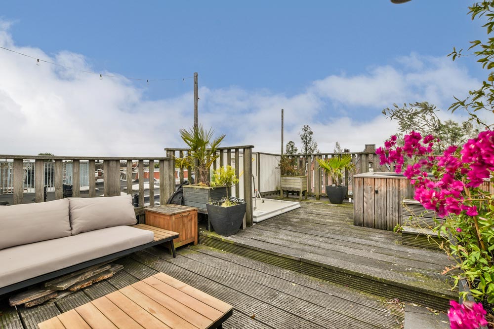 deck roof top